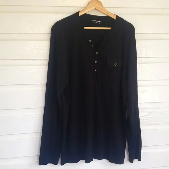 *Host Pick* Denver Hayes XL Longsleeve Henley - Picture 2 of 6